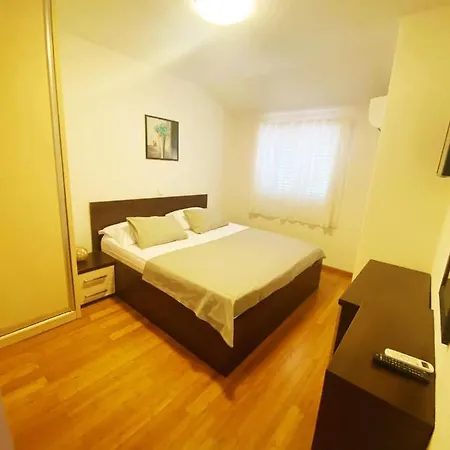 Aranea Mit Privatem Pool !!! *