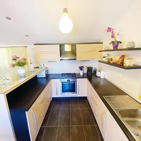 Aranea Mit Privatem Pool !!! * Gustirna