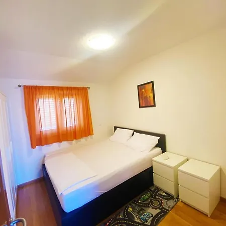 Villa Aranea Mit Privatem Pool !!!